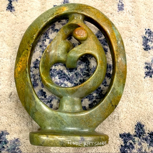 Other - Authentic Zimbabwe Stone Statue. Dancers, embrace, Serpentine